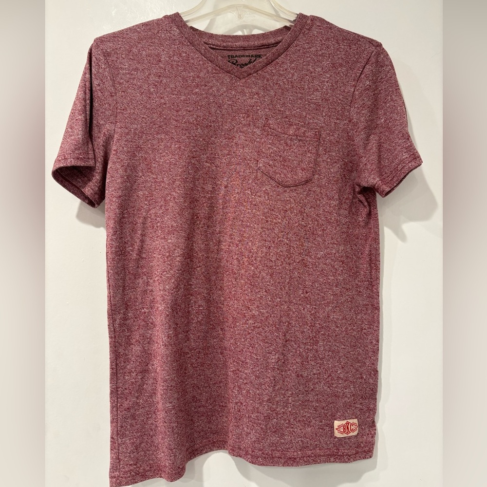 Great UC Brooklyn Cloth Men’s medium tee 😻